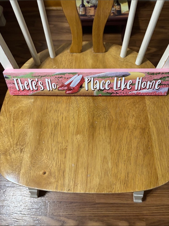 Other - Pink "There's No Place Like Home" Wall Sign - Home Wall Decor